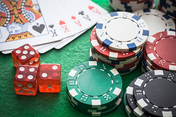 Live dealer at Evolution Gaming table with multiple camera angles